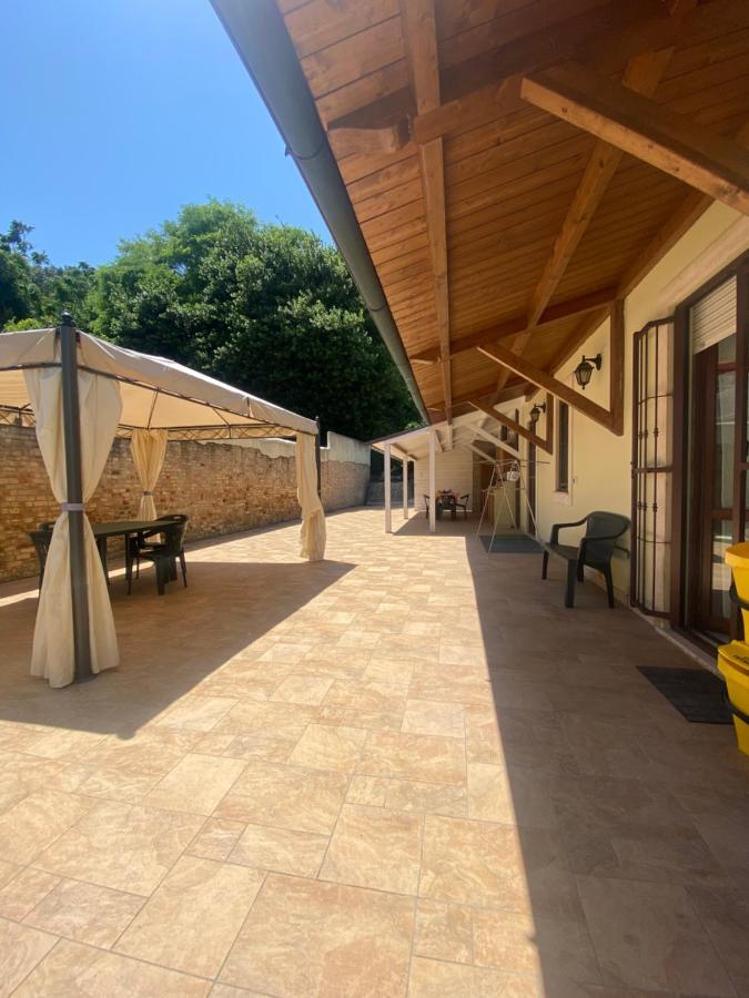 Caserma Guelfa - Casa Vacanza Chiarina San Benedetto del Tronto Zewnętrze zdjęcie