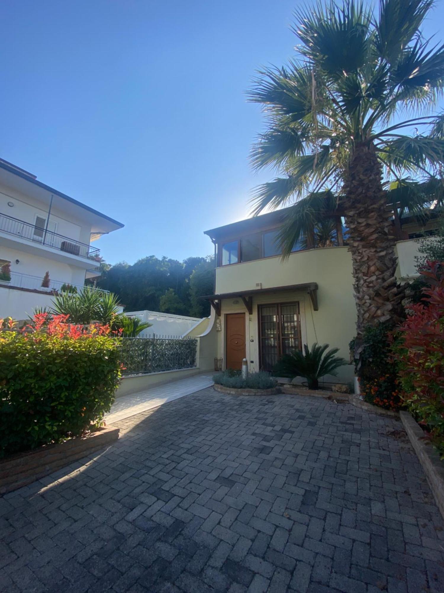 Caserma Guelfa - Casa Vacanza Chiarina San Benedetto del Tronto Zewnętrze zdjęcie
