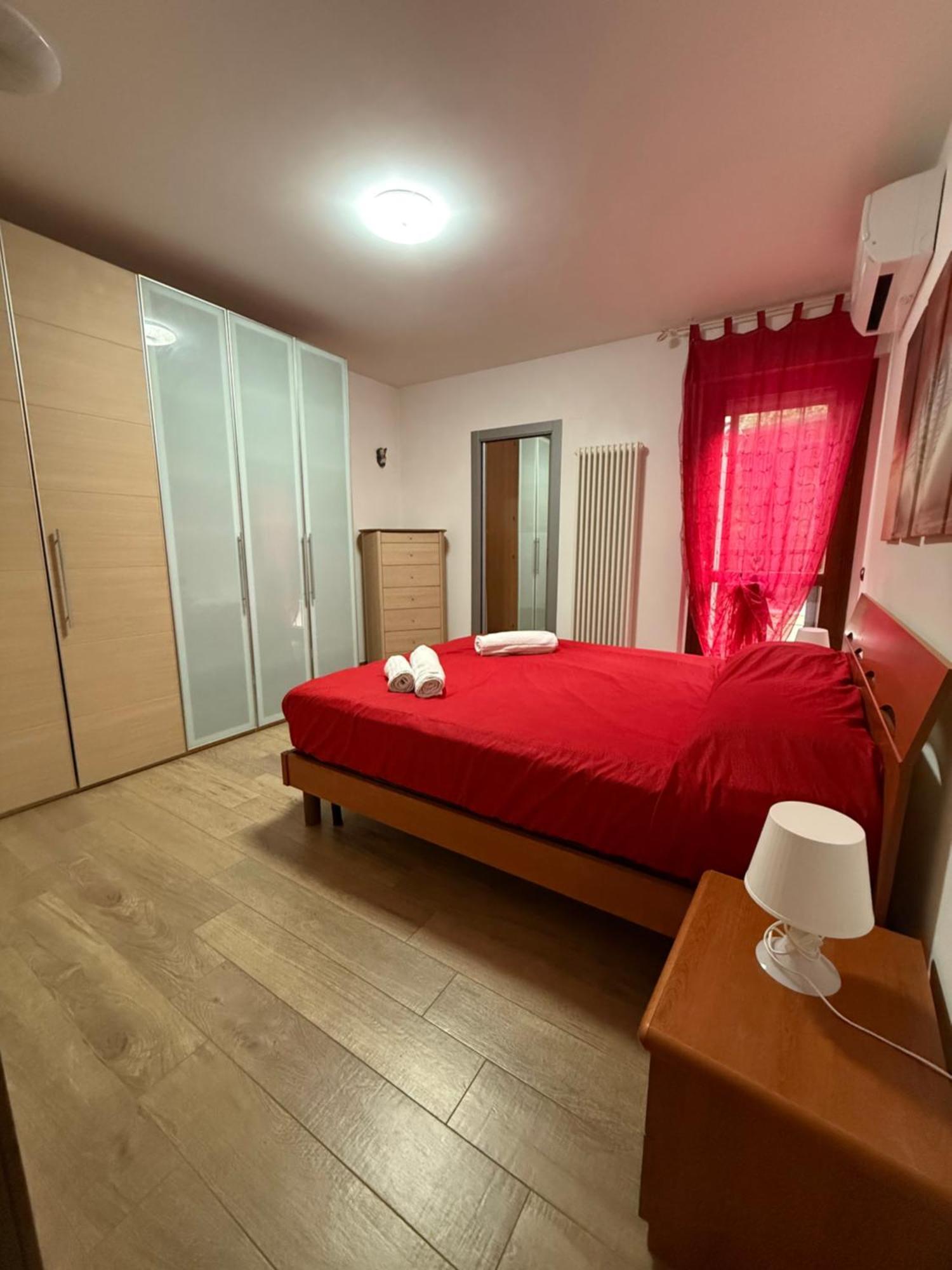 Caserma Guelfa - Casa Vacanza Chiarina San Benedetto del Tronto Zewnętrze zdjęcie